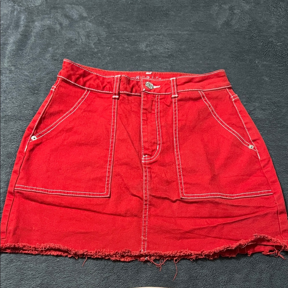 Wild Fable women’s size 6 denim skirt red frayed white seams deep pockets bright